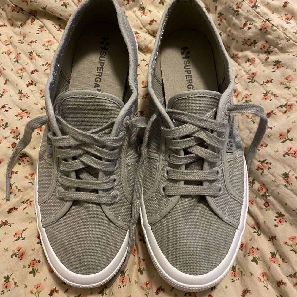 SUPERGA men’s shoes size 7